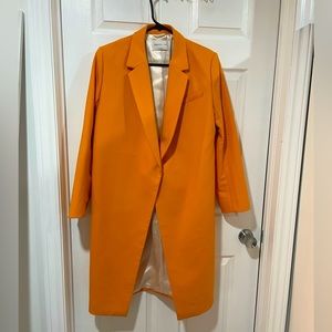 NWOT Babaton Aritzia orange size medium long blazer jacket